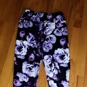 Flower workout leggings
